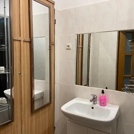 Apartmán Suterena U Urszuli Z Parkingiem & Ogrodem Sopoty
